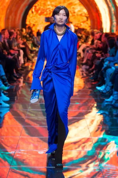 Look 67